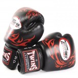Боксерские перчатки Twins Special с рисунком (FBGV-33 red/black)